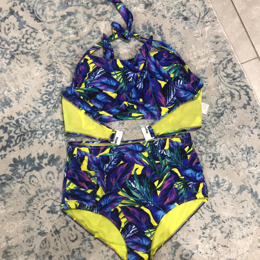 Plus swim